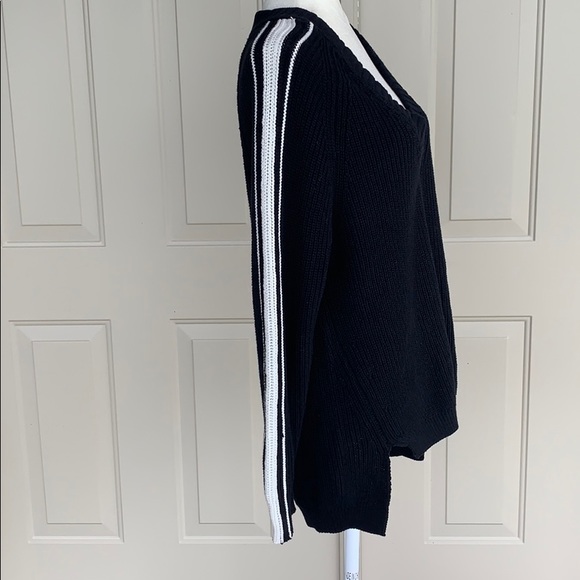 New Express Oversized Shaker Knit Tunic Sweater - Picture 4 of 12